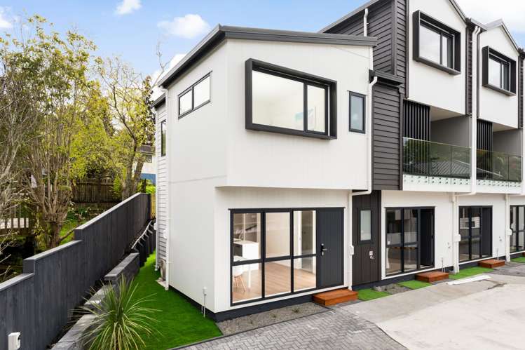 16A St Catherine Crescent West Harbour_1