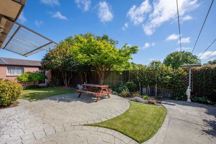 2/51 Solomon Avenue Redwood_12