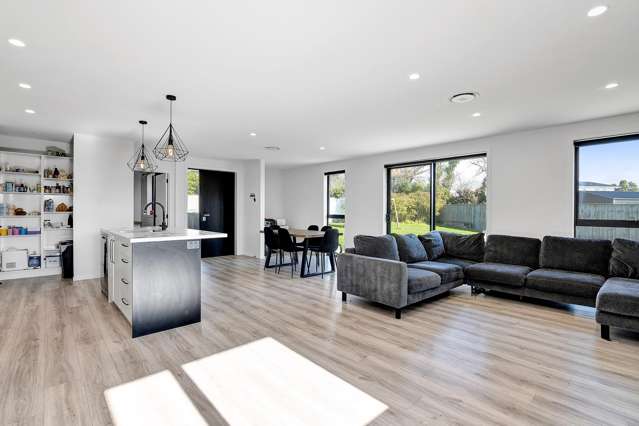 1/118 Brecon Road Stratford_4