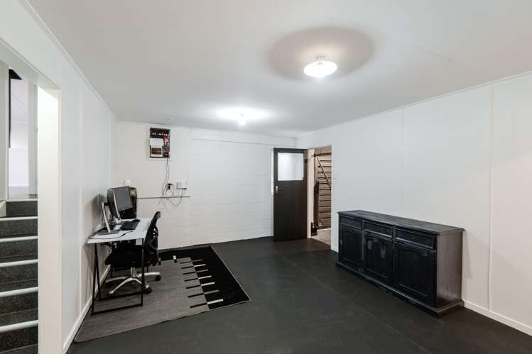 253 Pomona Street Strathern_23