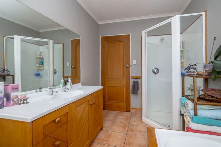 18 Boltons Road Masterton_23