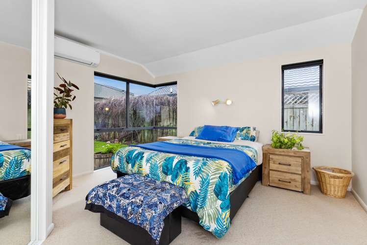 34 Kensington Drive Taradale_10