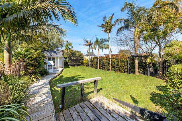 6 Wainoni Avenue Point Chevalier_1