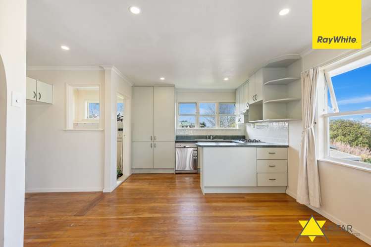 116 Golf Road New Lynn_7