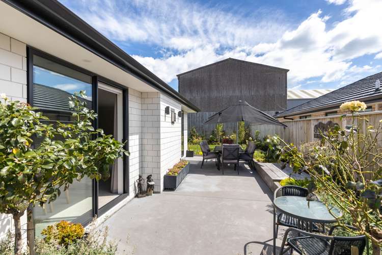 12 Rehua Place Waiwhakaiho_4