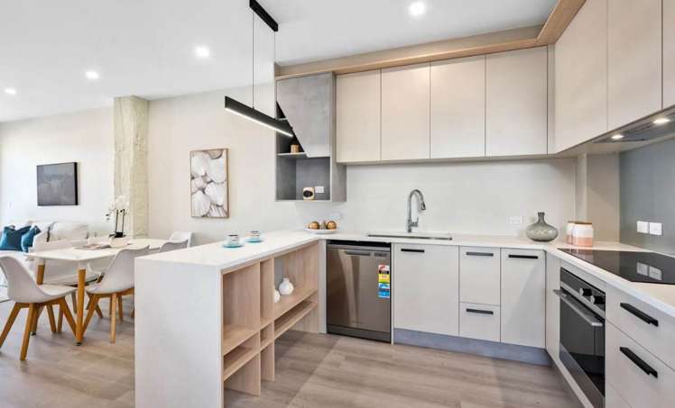 5/9 Bronzewater Drive Silverdale_4