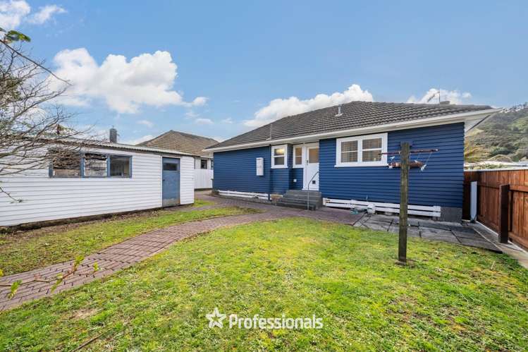 98 Wood Street Wainuiomata_2