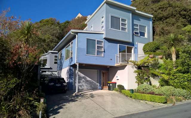 Sunny Karori Townhouse