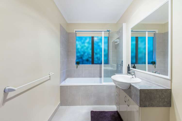 6a Christina Avenue Te Atatu South_23