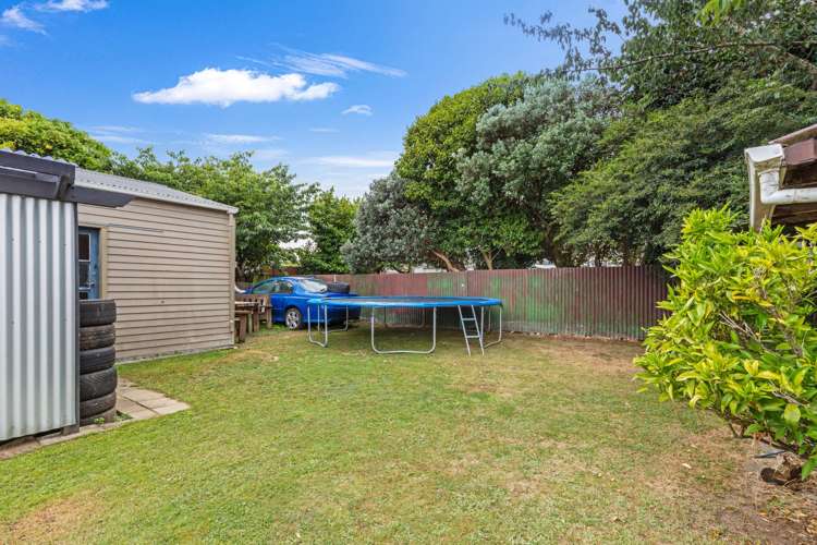 54 Parker Avenue Levin_20