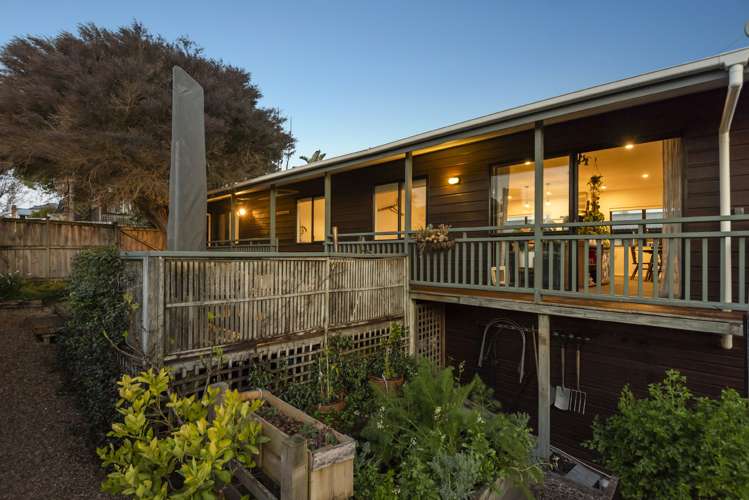 2/17 Drome View Place Beach Haven_18