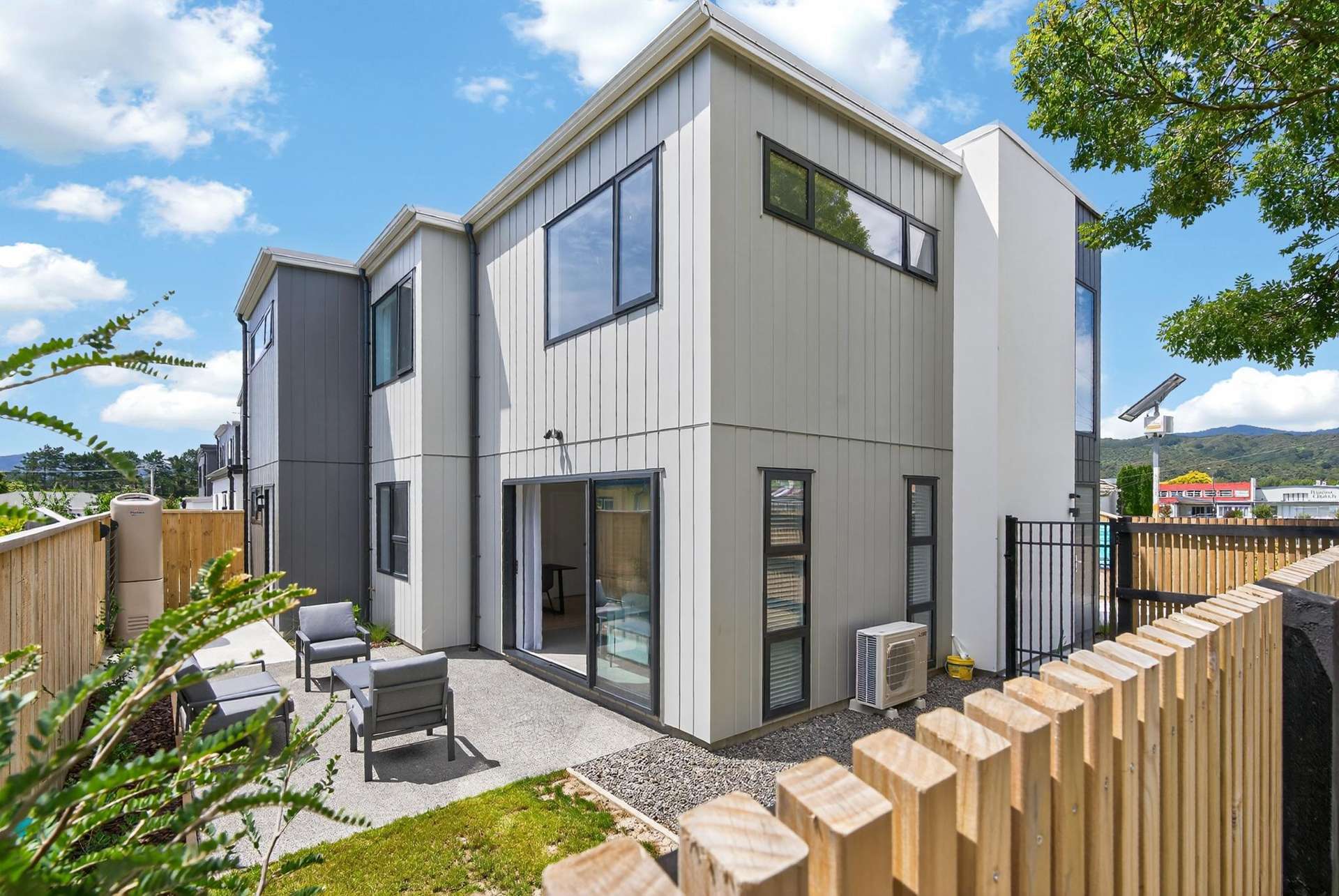 46 Wainuiomata Road Wainuiomata_0