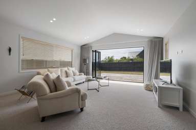161 Pharazyn Street_4