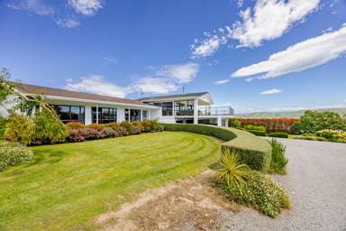 370 Porangahau Road_1