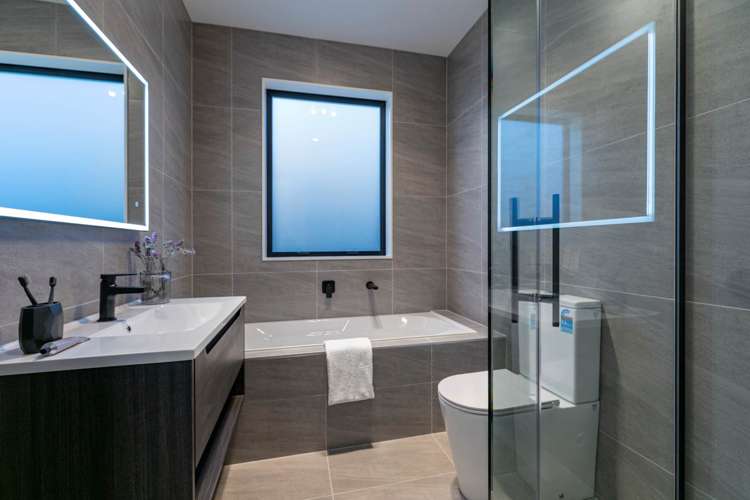 18 Fallowdown Street Wainui_9