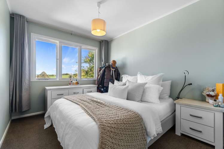 184 Tuhikaramea Road_4