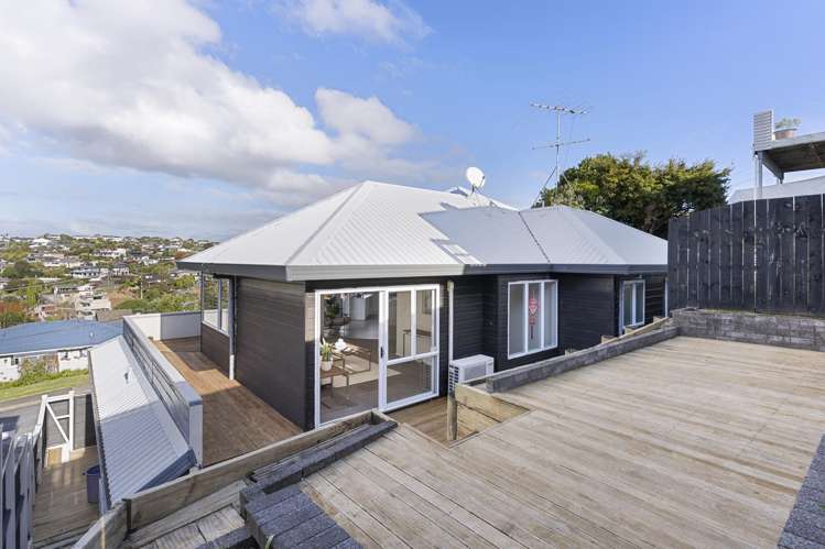 2/9 Colmar Road Mellons Bay_25