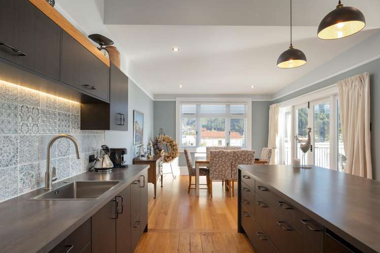 5 Taranaki Street Picton_6