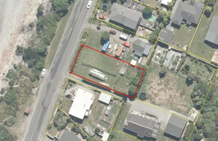 44 Domett Esplanade Cobden_11