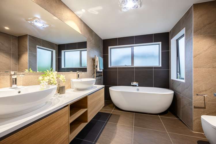 27 Westerley Place Long Bay_13