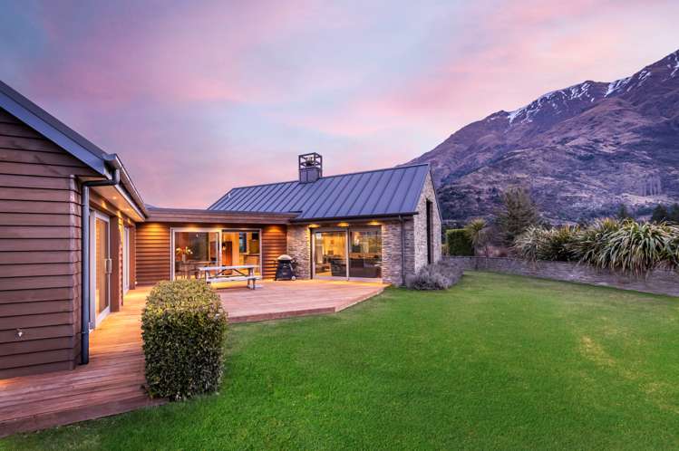 39 Atley Road Arthurs Point_19