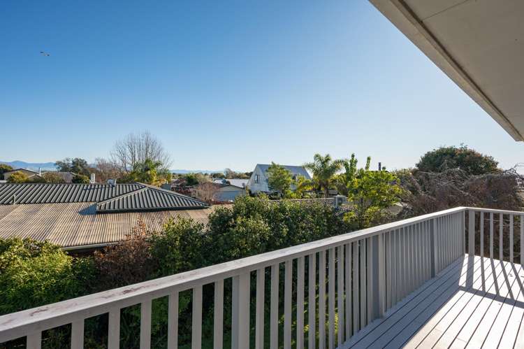 2 Balmoral Place Stoke_17