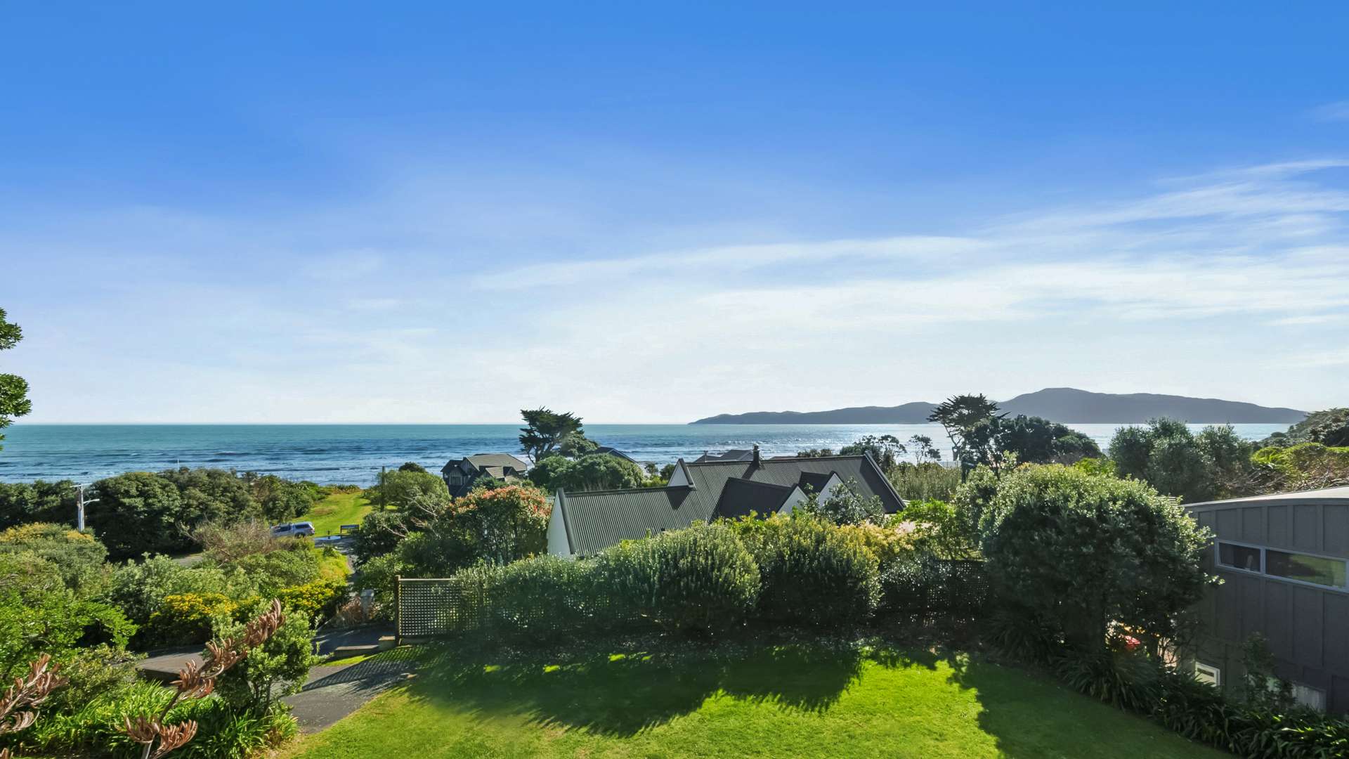 16 Kohutuhutu Road Raumati Beach_0