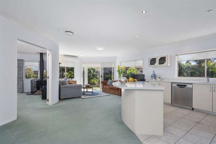 23 Bahamas Key Papamoa_5