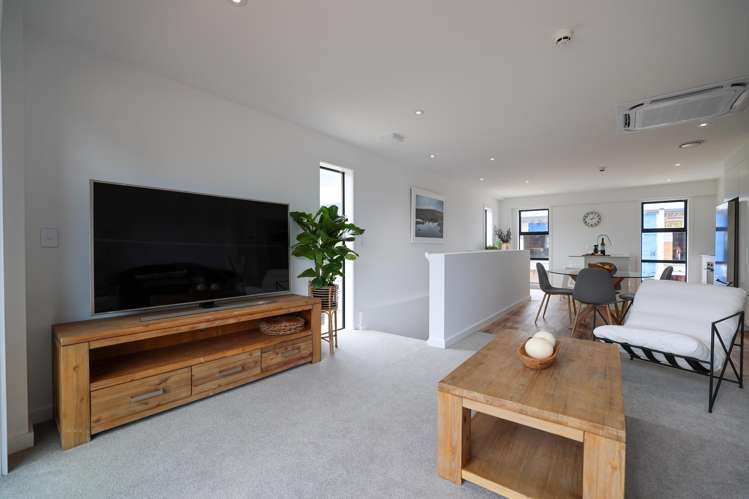 8/15 Keehan Drive Hilltop_9