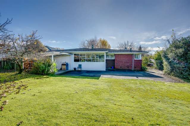 Good Bones, Big Potential - Prime location