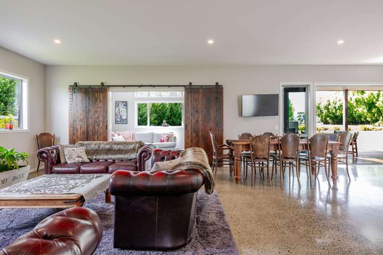 299 Reid Line East Colyton_5