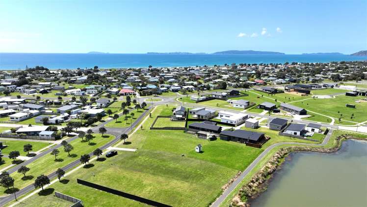 334 Harbour Drive East Matarangi_6