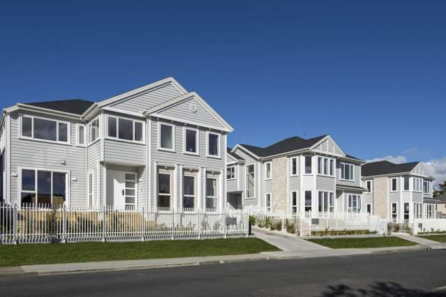 Coastal Style Elegance on William Souter