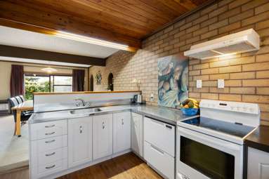 18 Camellia Place_3