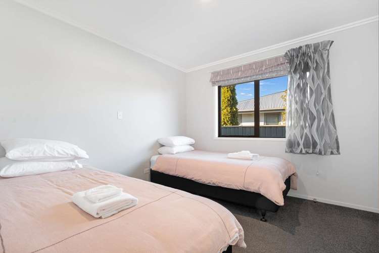 5 Magnetic Place Cromwell_14