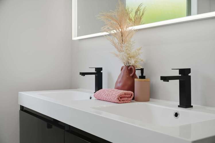 90B Eskdale Road Birkdale_12