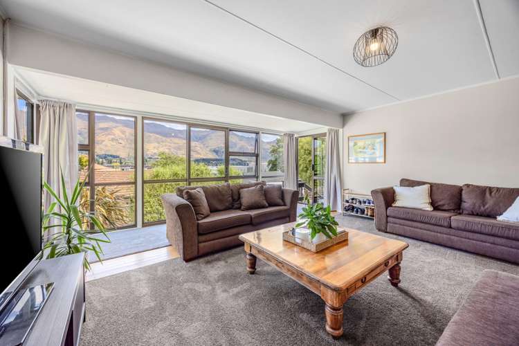 2/32 Brownston Street Wanaka_3