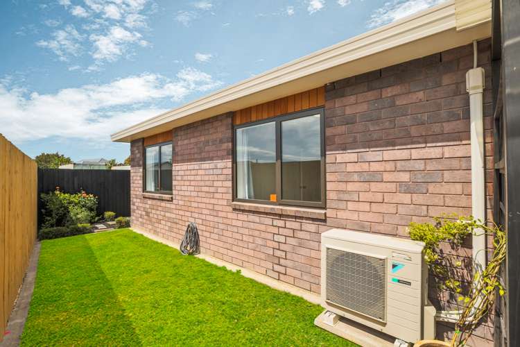 50a Bassett Street Burwood_10