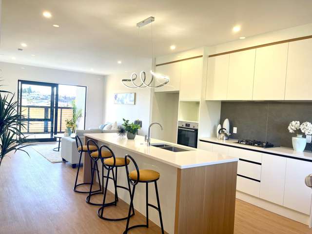 Luxury, Space & Style - Priced to Sell!