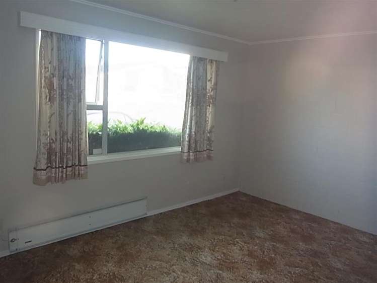 2/500 Southampton Street East 10482_5