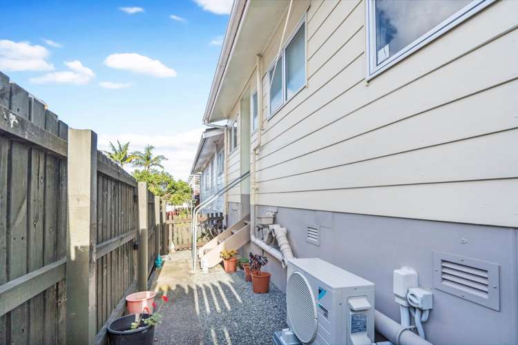 2/63 Fourth Avenue Woodhill_15