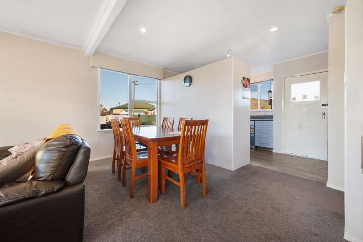 5 Moana Crescent Redwoodtown_6