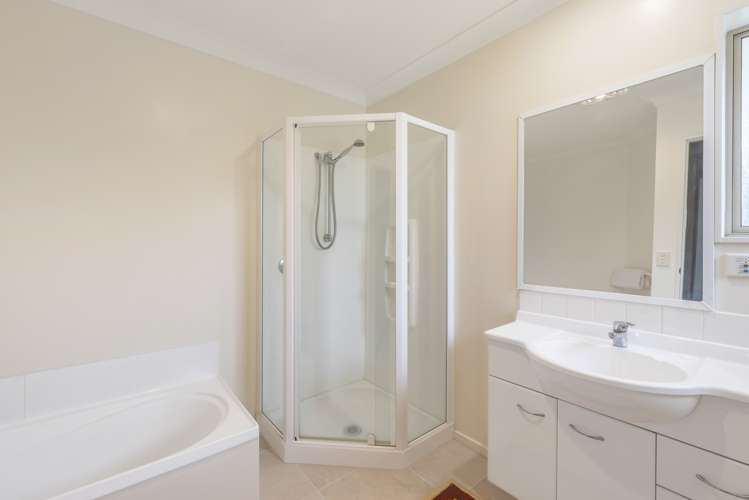25 Crown Hill Paraparaumu_10