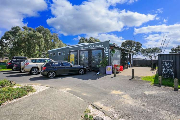 2/53 Merani Street Belmont_10