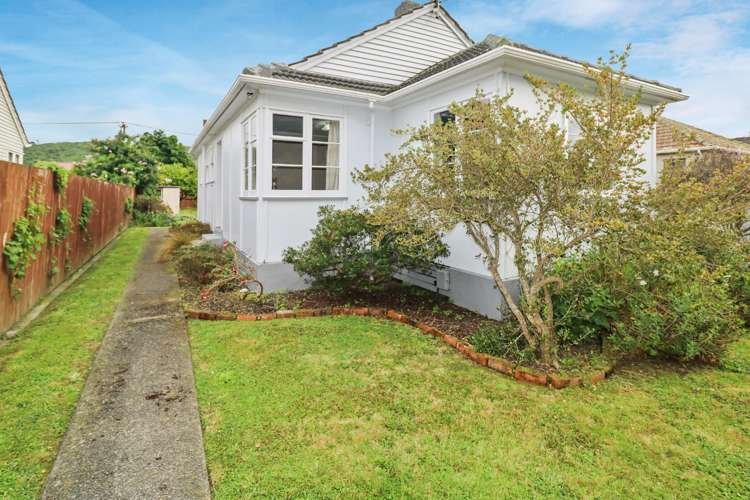 1285 High Street Taita_8