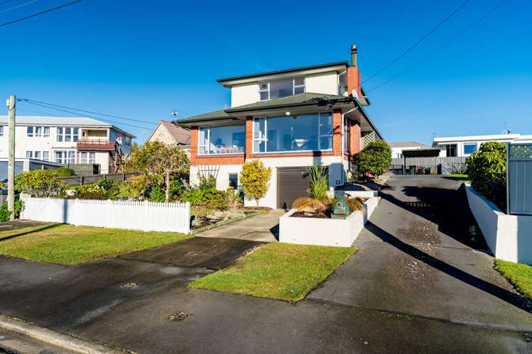 69 Earls Road St Clair_29