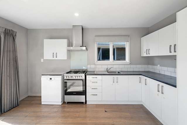 2a Skerten Avenue Hornby_4