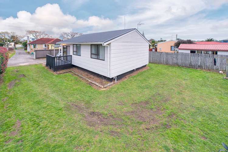 2/19 Martin Road Manurewa_1