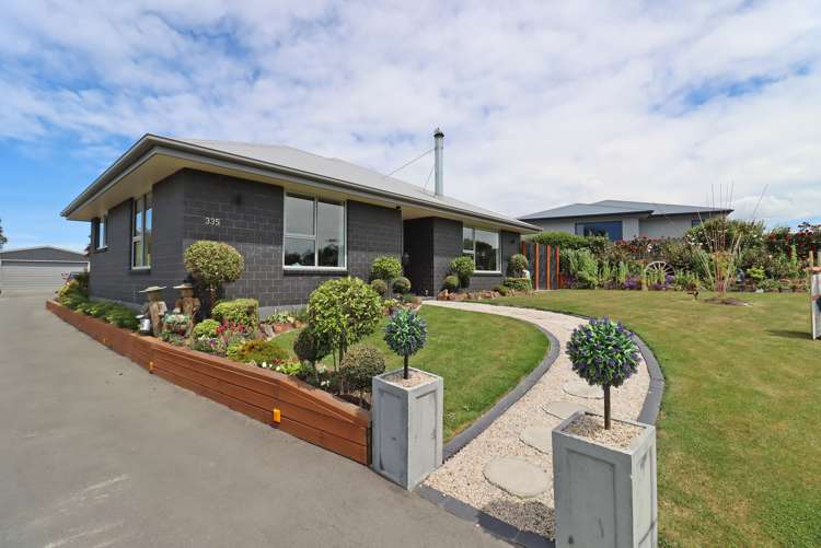 335 Homestead Road Weston_15