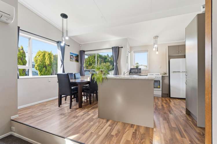 83 Devon Road Springvale_8